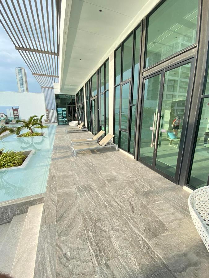 Aeras Jomtien By Cherry Aparthotel Esterno foto